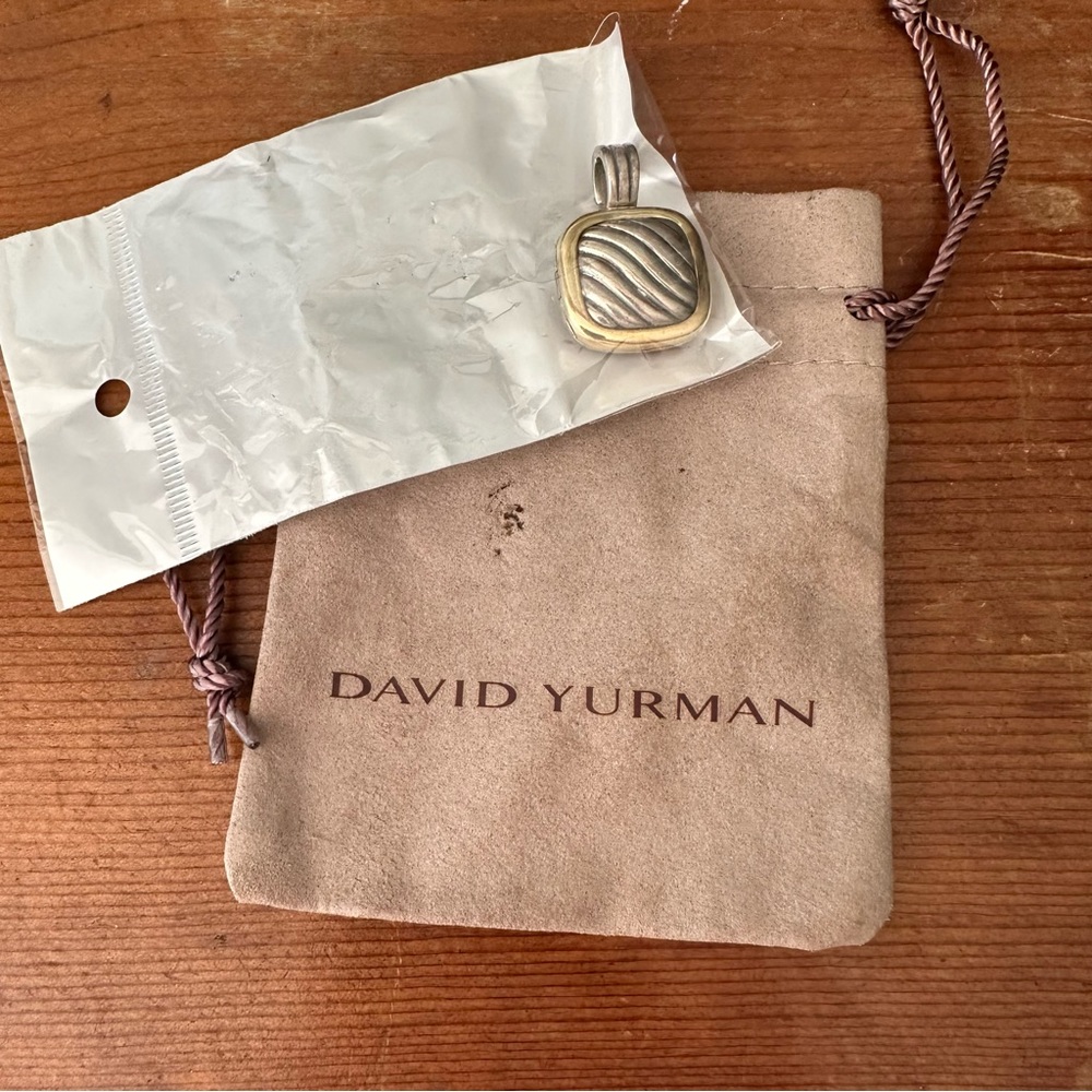 David Yurman 18K Gold & Sterling Silver Sculpted Cable Square Locket Pendant - Picture 15 of 15